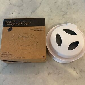 Pampered Chef Close & Cut